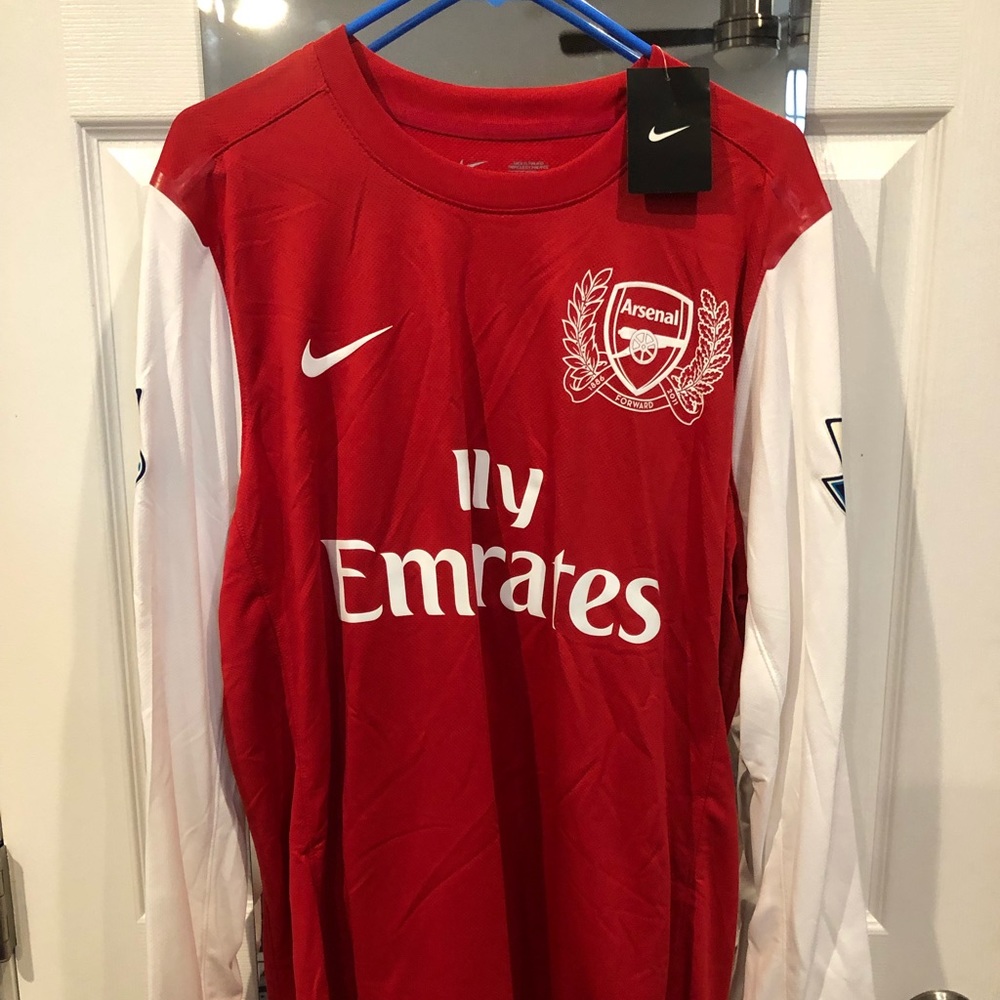 Brand new Arsenal Vermaelen Jersey